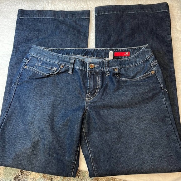 X2 Wide Leg Ladies Denim Jeans Size 10. EUC. - Picture 1 of 6
